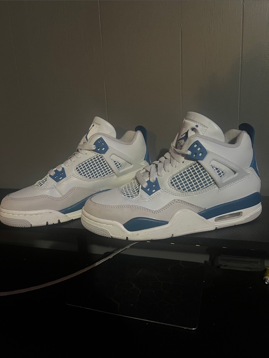 Jordan Other - Jordan Retro 4 White and Blue Basketball Sneakers